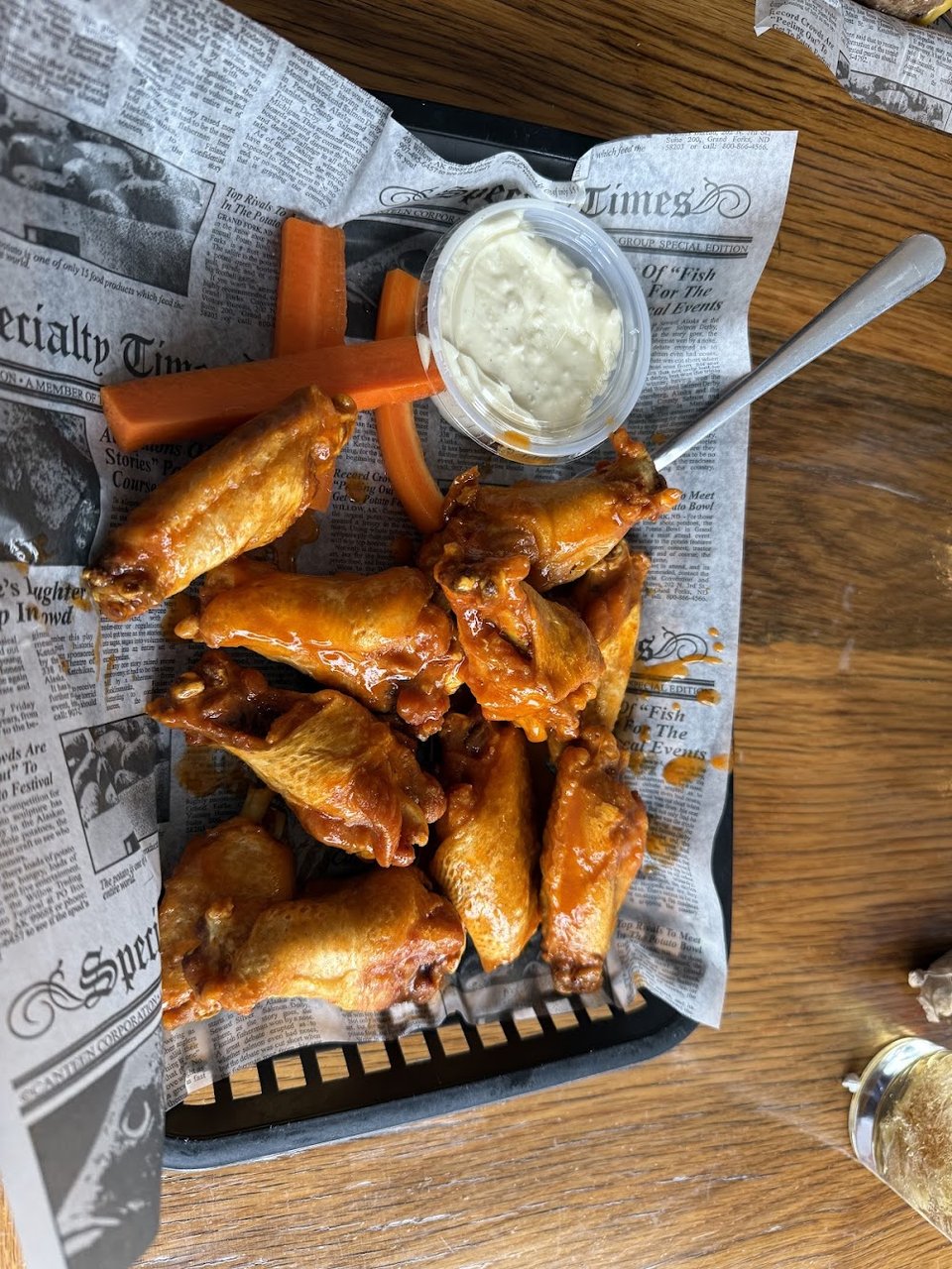 Shaker Wings